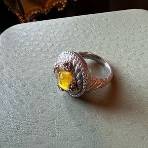 DAMAGED. Judith Ripka ring. Size 6.